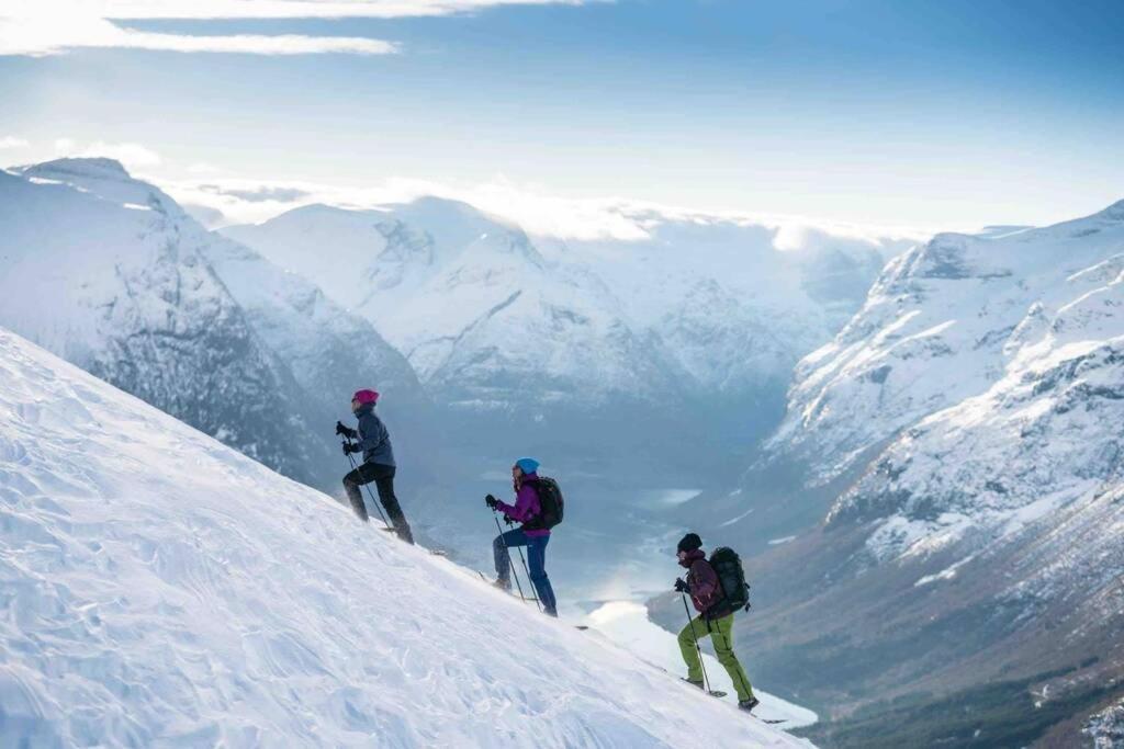 Hytte I Stryn Med Elbil Lader Exteriér fotografie