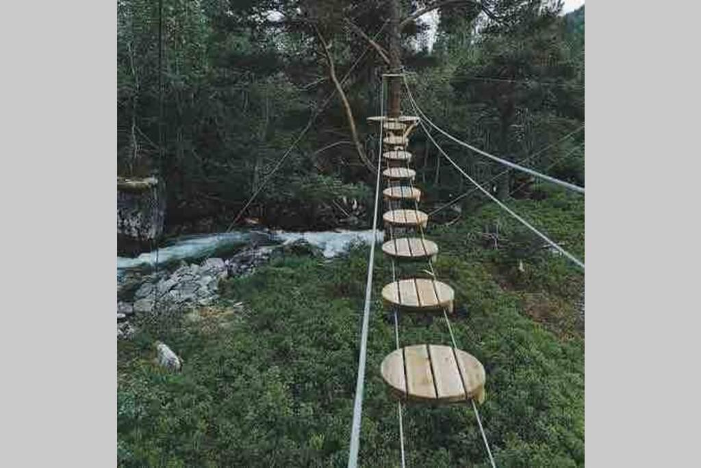 Hytte I Stryn Med Elbil Lader Exteriér fotografie