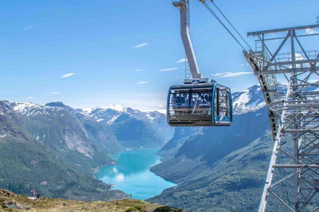 Hytte I Stryn Med Elbil Lader Exteriér fotografie
